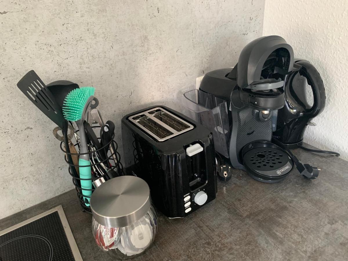 W1 - Kontaktloser 24H Check In, W-Lan, Netflix, Parkplatz, Kueche, Boxspring-Bett Bückeburg エクステリア 写真